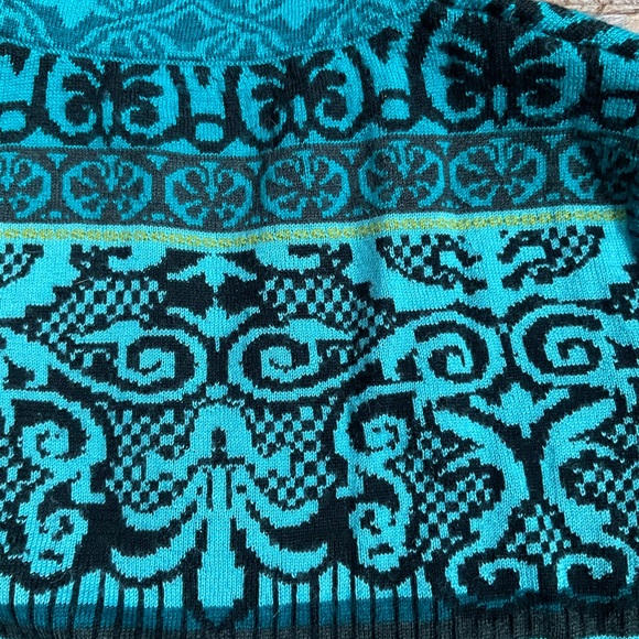 Icelandic Design Women's Wool Blend Nordic Fair Isle Zip Up Cardigan Sweater - Picture 4 of 7